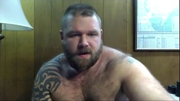  hot hairy bear gets off 