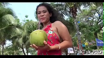 Sugary thai cutie demosntrates her magnificent body